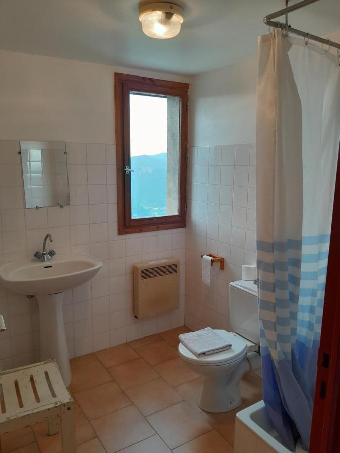 Refuge De Roncharel Hotel Annot Exterior photo